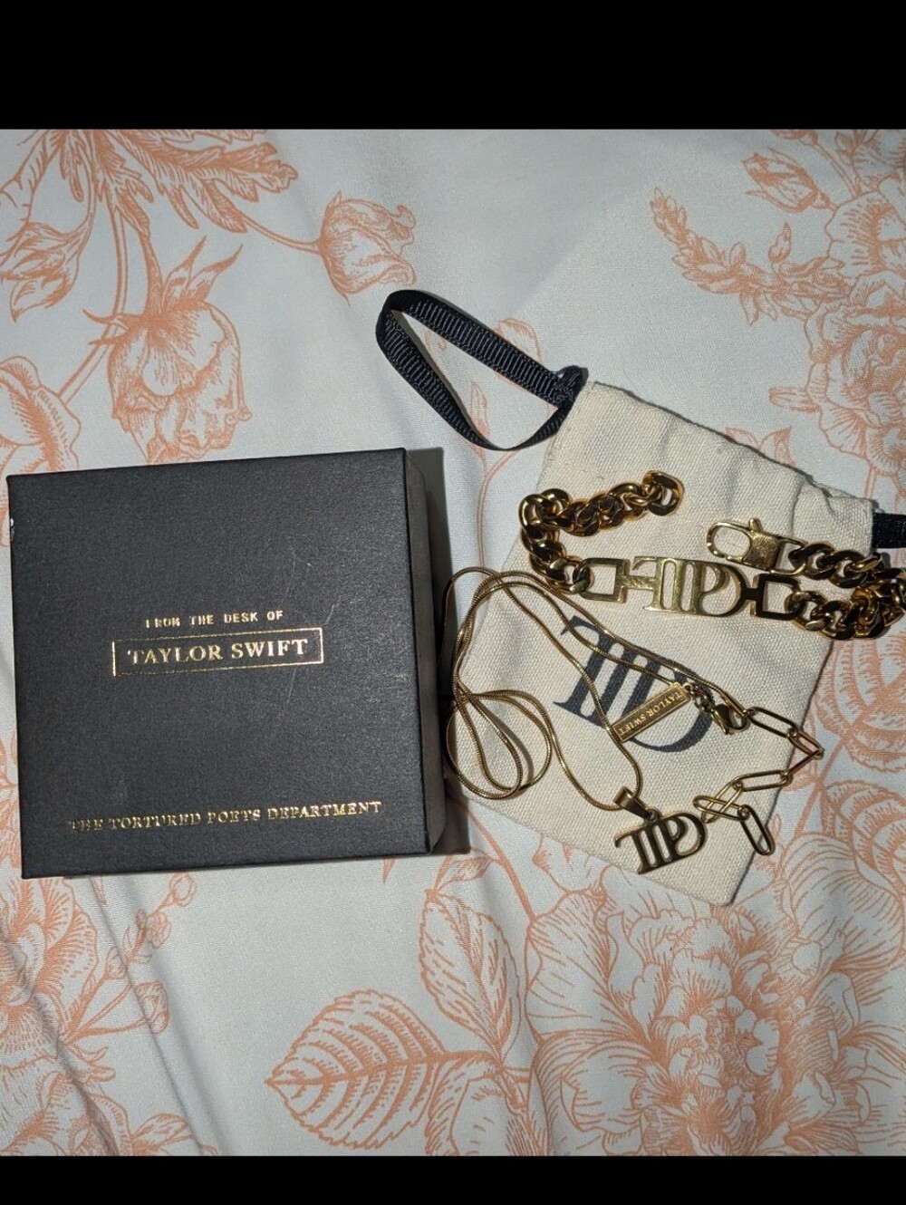 Taylor Swift TTPD necklace and bracelet